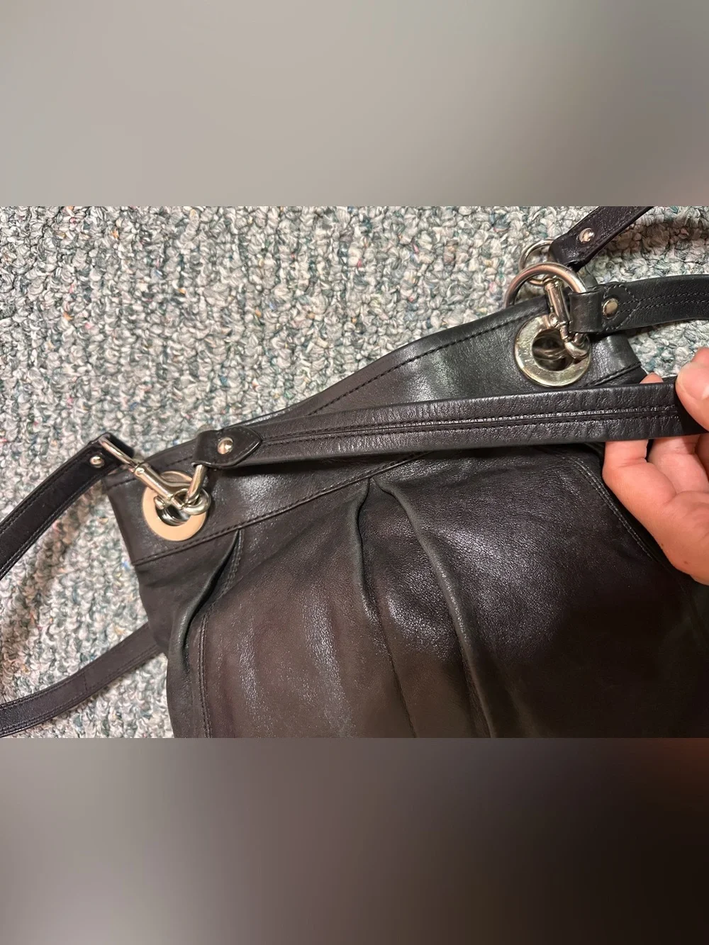 EUC Coach Y2K Ashley Hippie Bag F17605 Black Leather Pleated Shoulder Bag - Picture 7 of 14